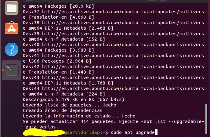Comando “sudo apt upgrade” en el terminal de Linux.