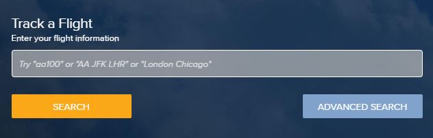 Página de inicio de FlightStats mostrando una casilla para rastrear vuelos que dice “Try aa10 or AA JFK LHR or London Chicago”, y el botón “ADVANCED SEARCH”.