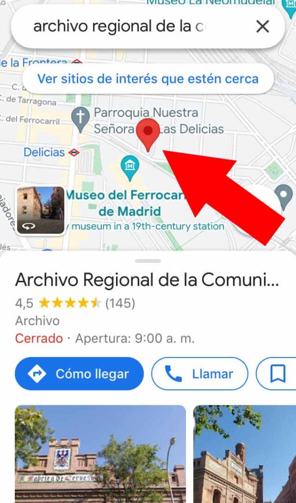 App de Google Maps mostrando que un usuario tocó una ubicación del mapa, y también se observa una descripción detallada de ese lugar. 