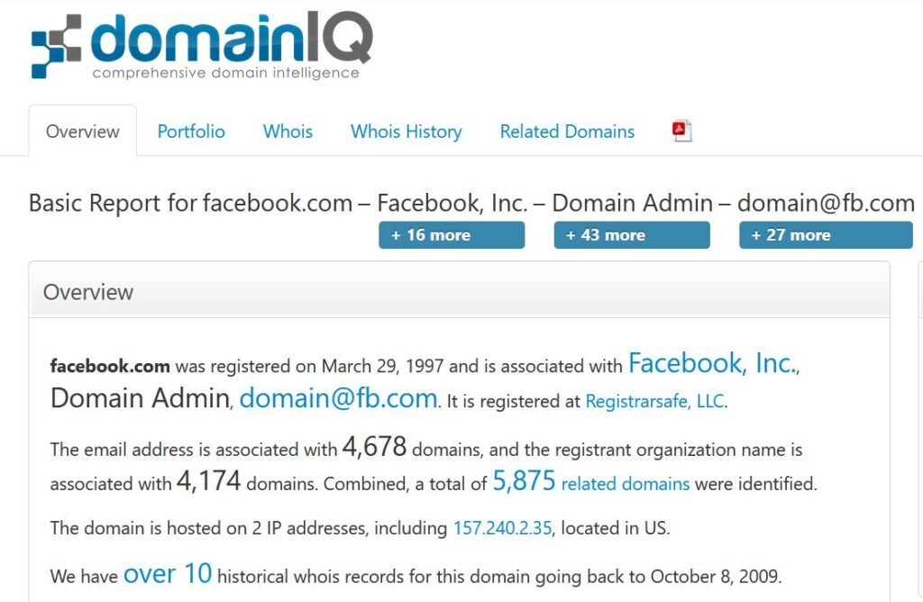 Sitio web de domainIQ mostrando que el dominio “facebook.com” fue registrado en 1997, y que existen 4.174 dominios que redirigen al usuario al sitio web de Facebook. 