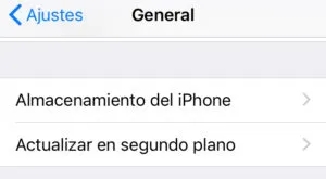 Opción “Actualizar en segundo plano” del apartado “General”.