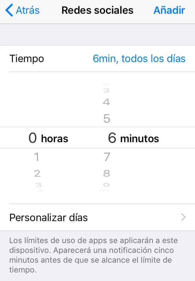Menú para configurar el límite de tiempo para las apps de redes sociales en un iPhone. Después de dicho tiempo, estas apps quedarán bloqueadas.