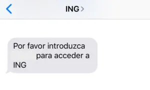 SMS del banco ING con un código de verificación de dos pasos. El usuario deberá usar este código para iniciar sesión en la página web de ING. 