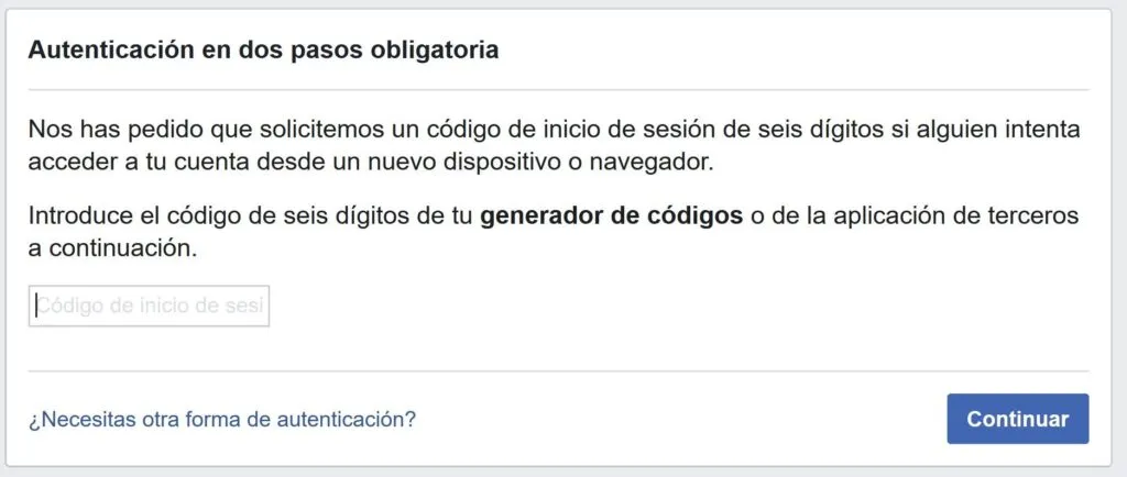 Página de inicio de sesión de Facebook, el cual le está pidiendo al usuario un código de verificación de dos pasos que debe recibir por SMS en su móvil.