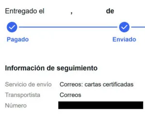Página web de eBay mostrando la información de un pedido de un usuario, en donde se puede observar el número de seguimiento del paquete (censurado en la imagen). 