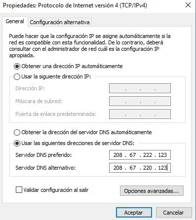 Ventana de las propiedades de un adaptador de red, en donde se observan los apartados “Servidor DNS preferido” y “Servidor DNS alternativo” con las direcciones primaria y secundaria del servidor DNS de OpenDNS.