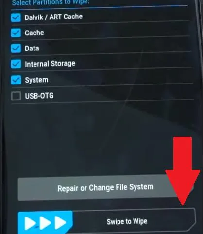 Iniciar el móvil en Modo Recovery e instalar la actualización.